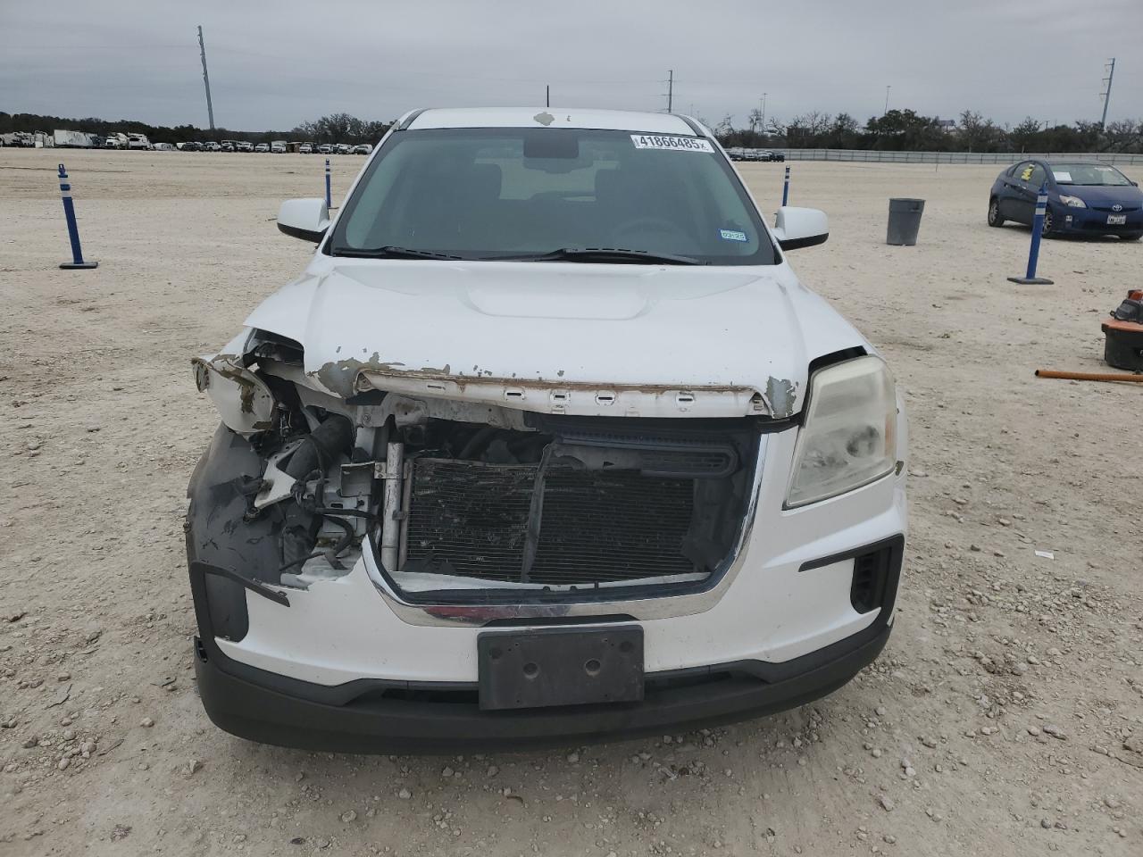 2016 GMC Terrain - Image 5