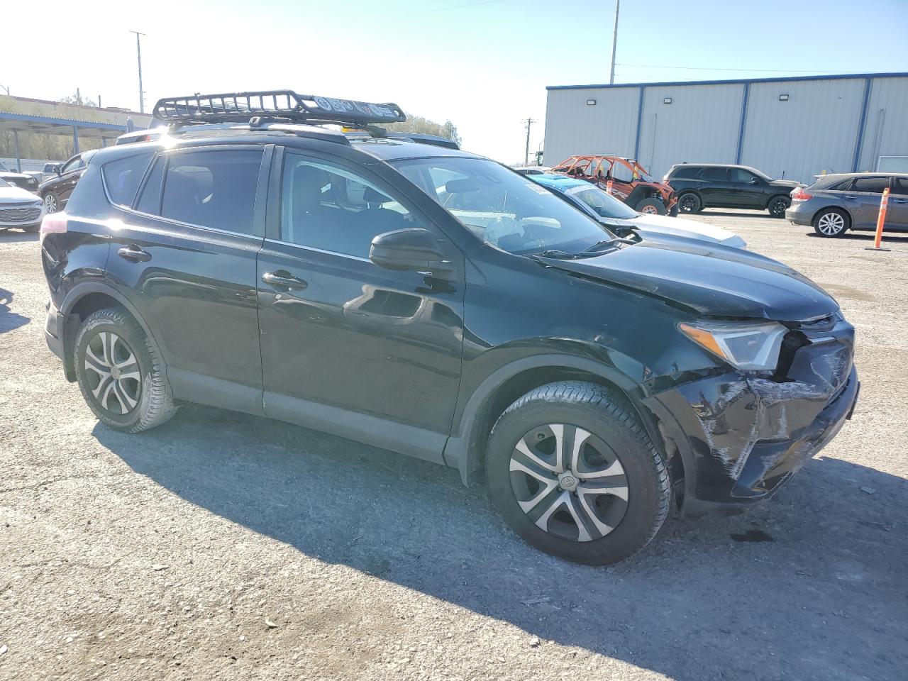 2017 Toyota RAV 4 - Image 4
