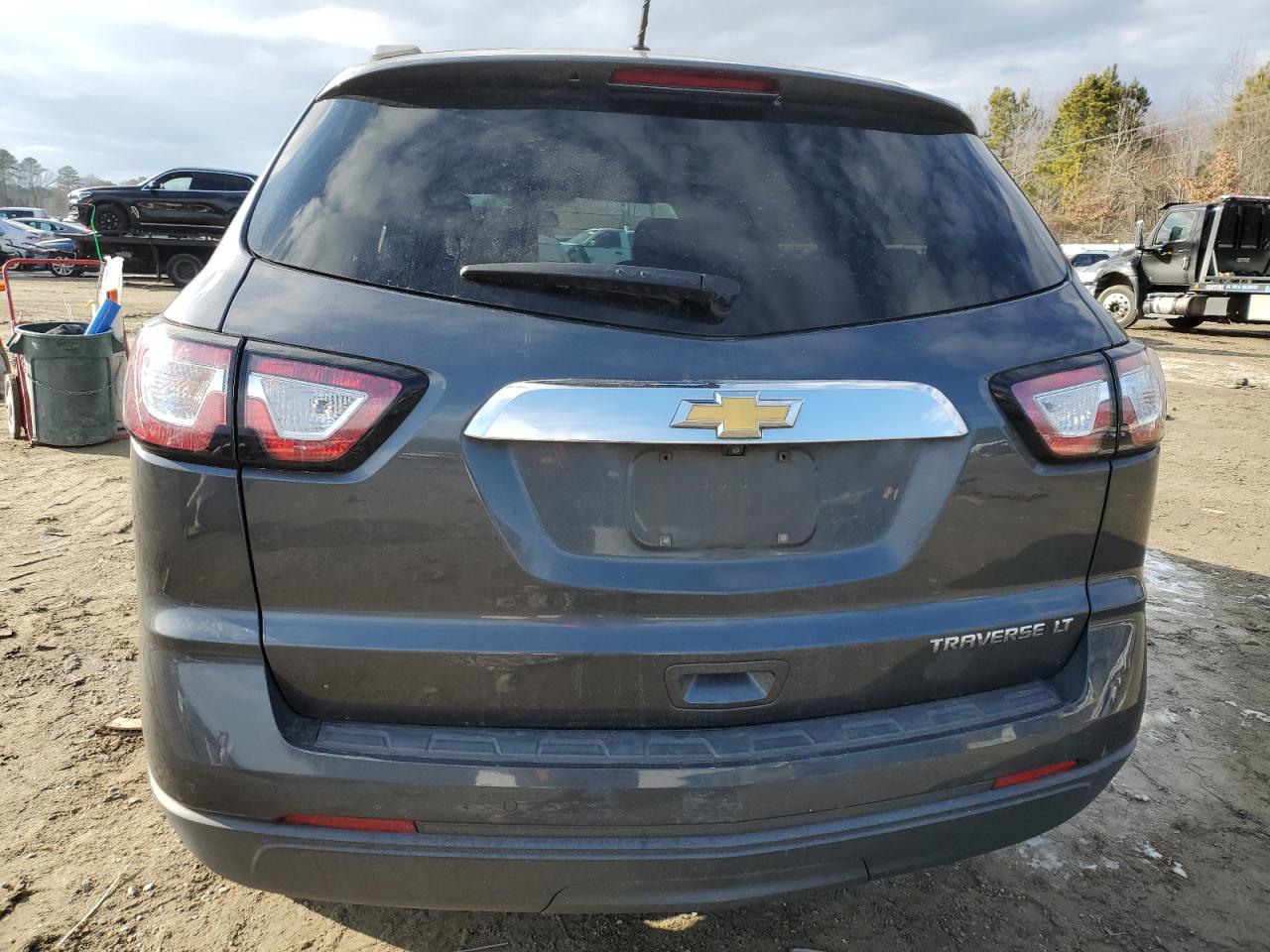 2014 Chevrolet Traverse - Image 6