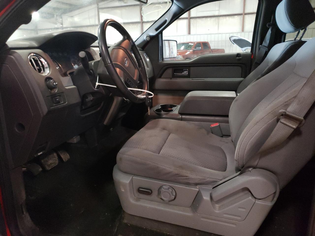 2012 Ford F-150 - Image 7