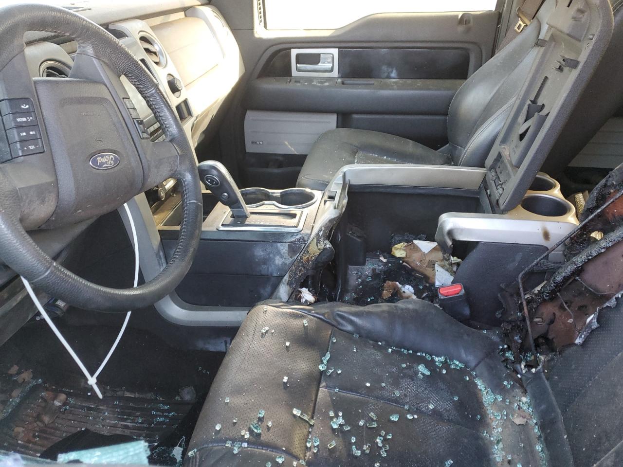 2012 Ford F-150 - Image 7
