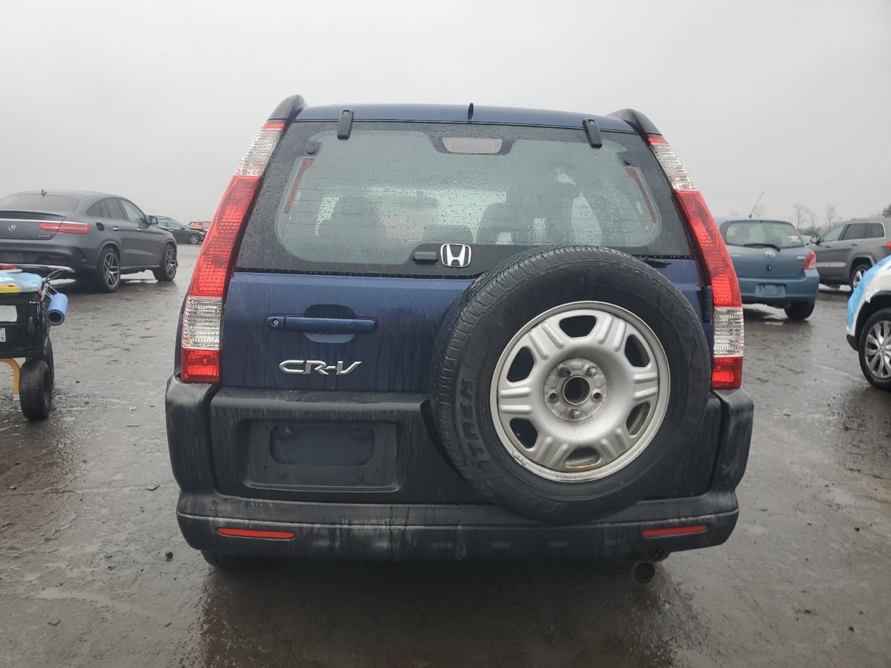 2005 Honda CR-V - Image 6