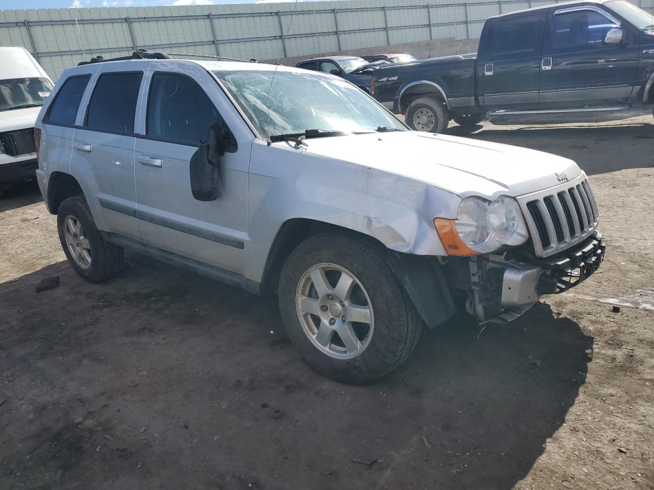 2009 Jeep Grand Cherokee - Image 4