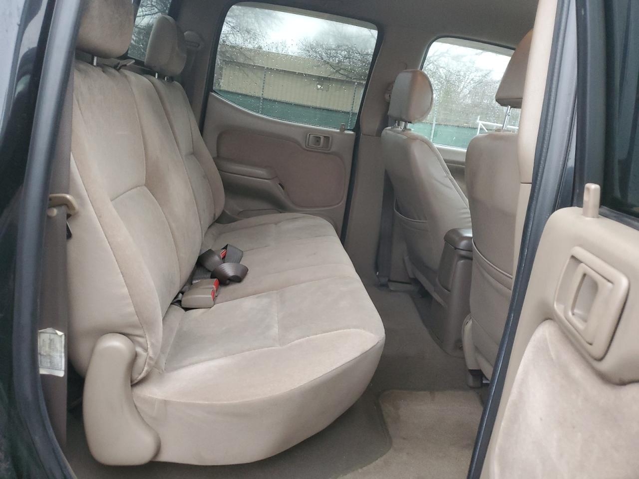 2003 Toyota Tacoma - Image 10