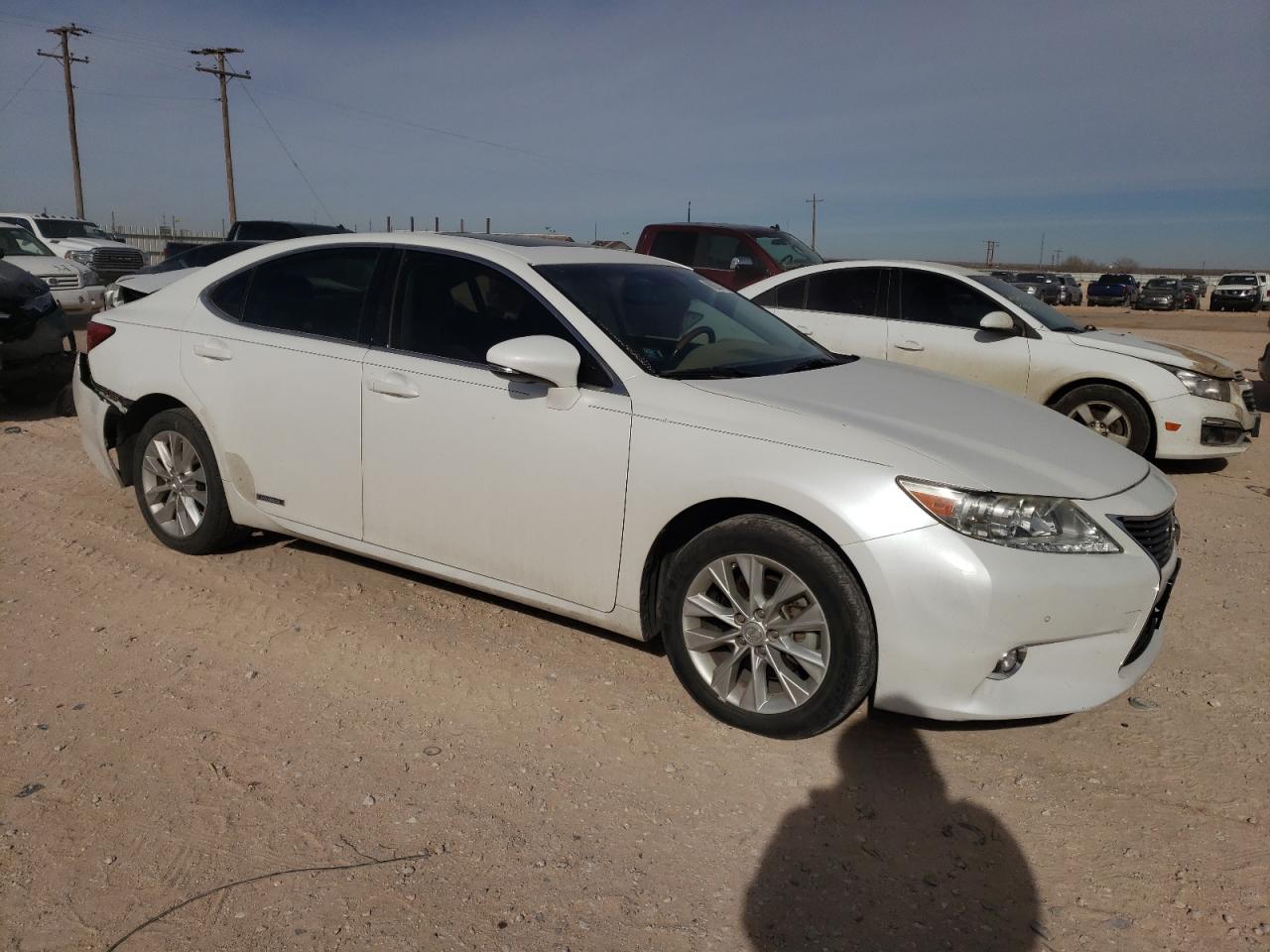 2015 Lexus ES - Image 4