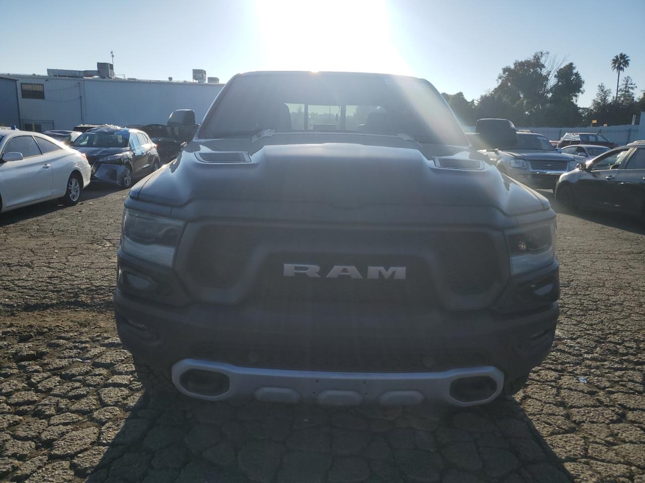 2019 RAM 1500 - Image 5