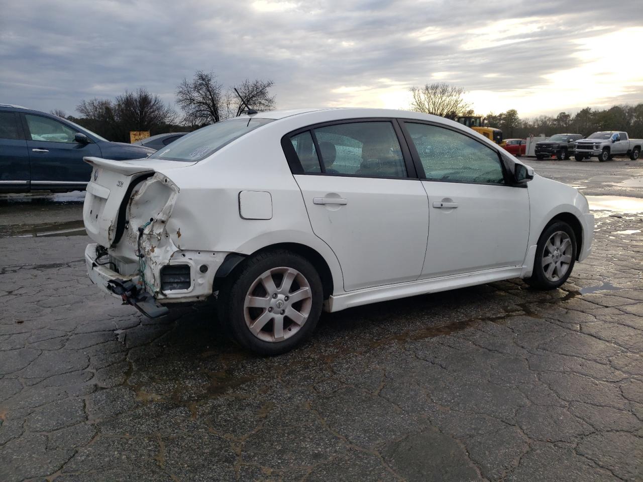 2010 Nissan Sentra - Image 3