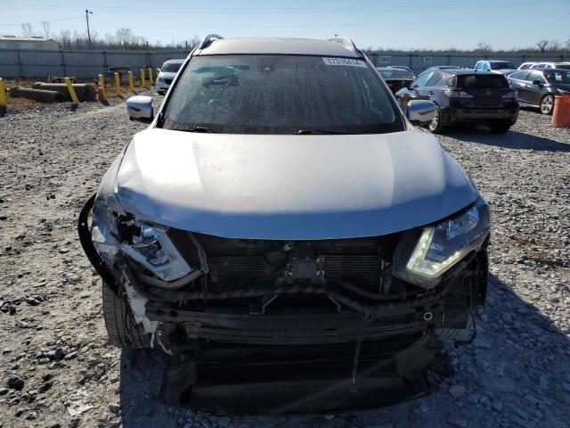  NISSAN ROGUE 2018 Silver