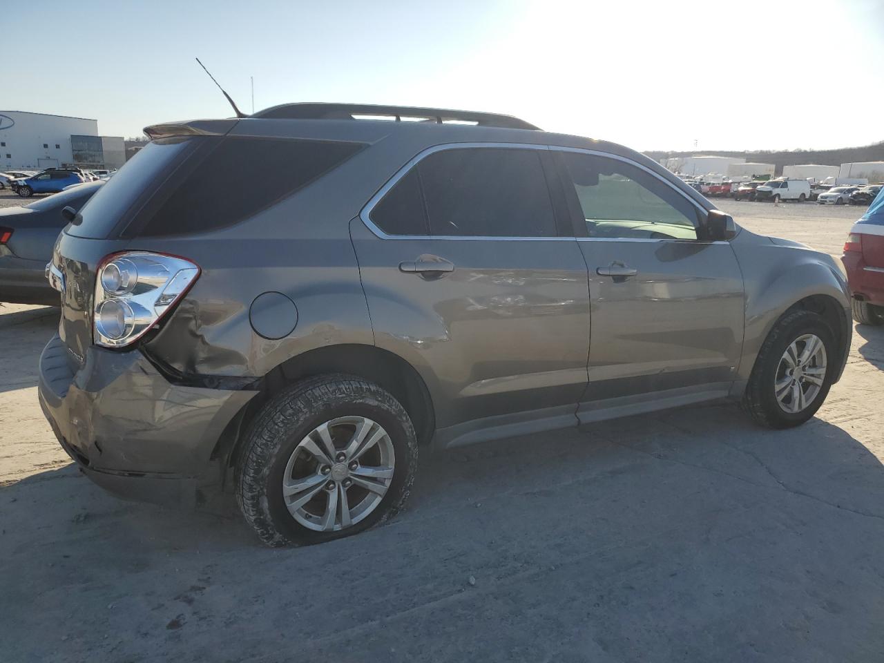 2010 Chevrolet Equinox - Image 3