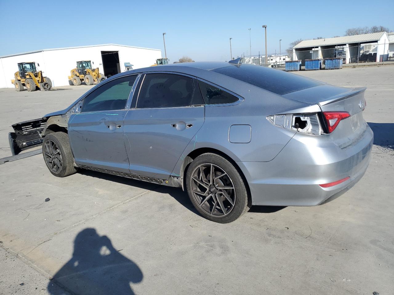 2016 Hyundai Sonata - Image 2