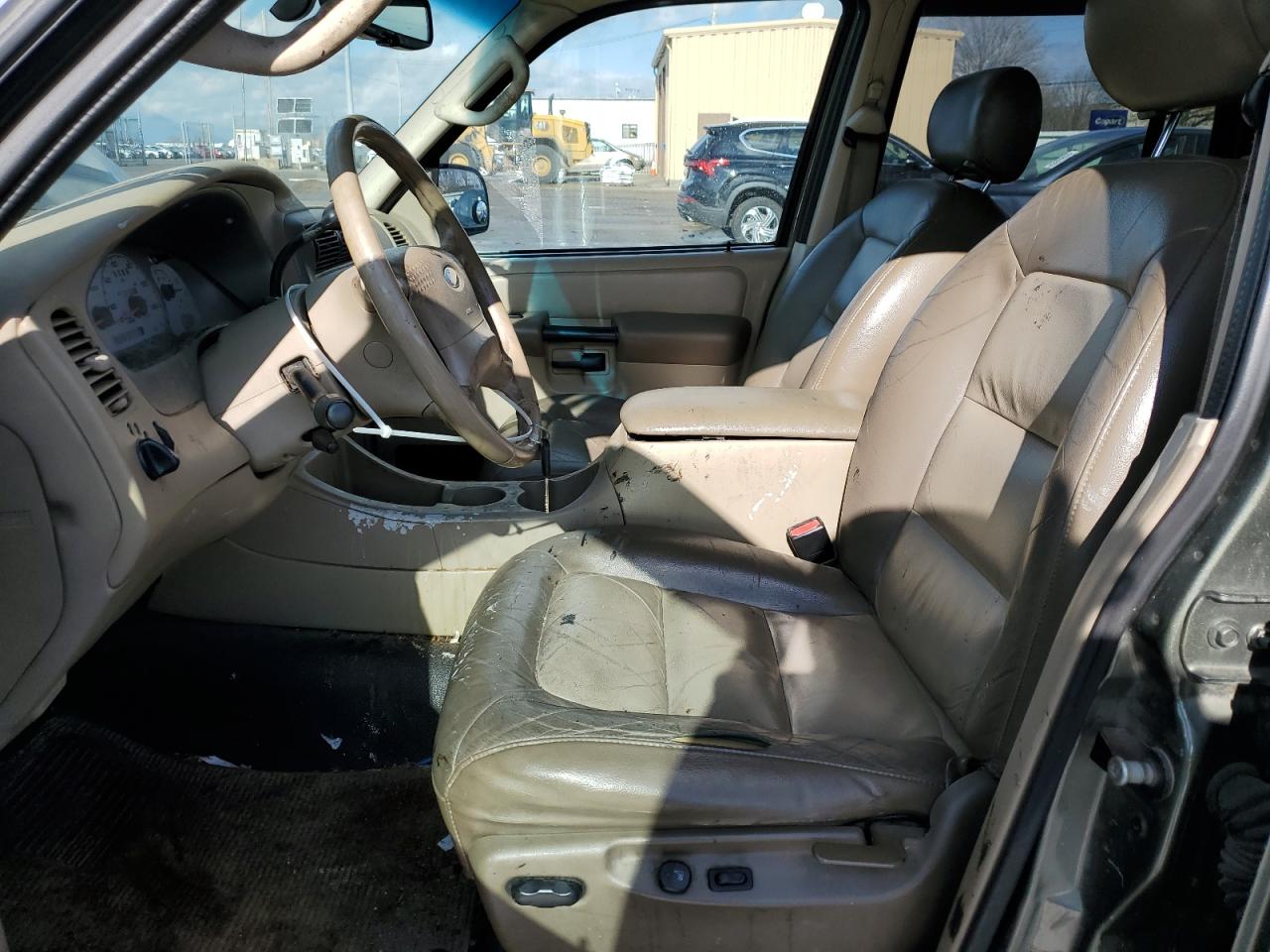 2003 Ford Explorer - Image 7