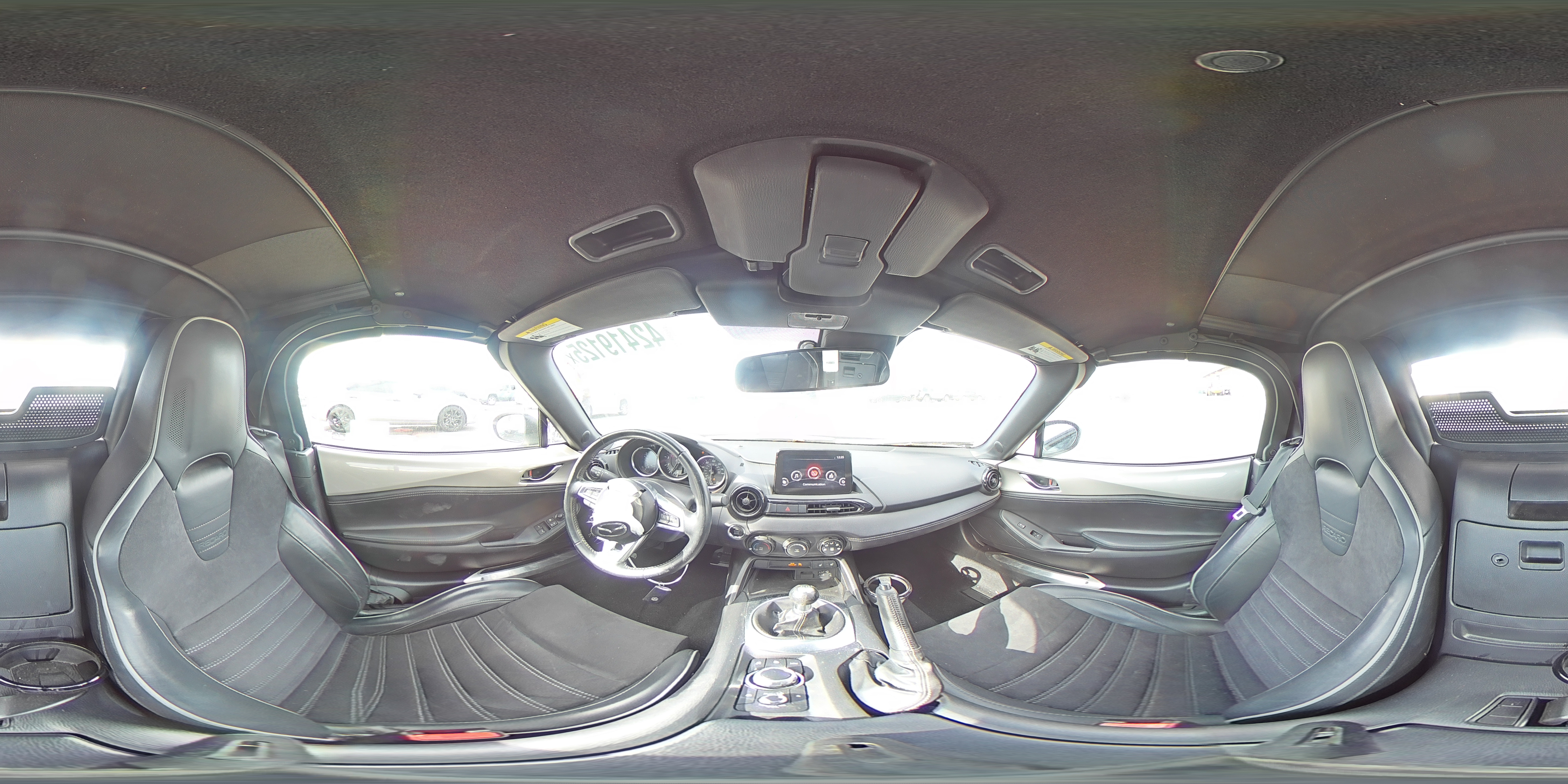 2023 Mazda MX-5 - Image 12