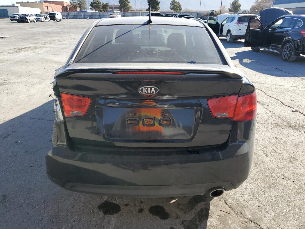 2012 Kia Forte - Image 6