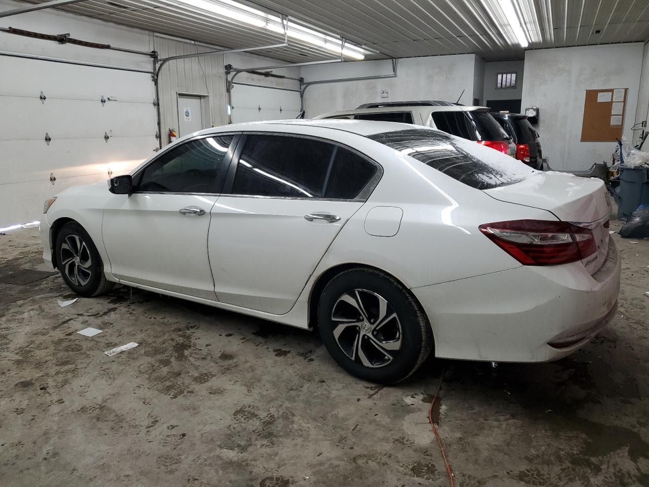 1HGCR2F36HA238619 HONDA ACCORD 2017