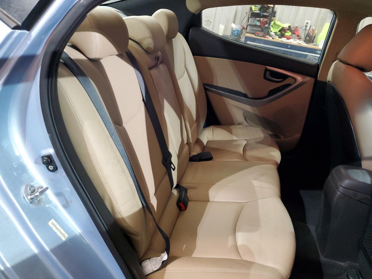 2013 Hyundai Elantra - Image 10