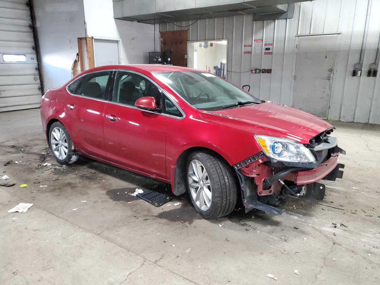 VIN 1G4PT5SV3E4201334 2014 BUICK VERANO no.4