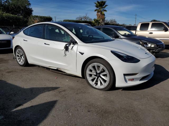  TESLA MODEL 3 2021 Biały