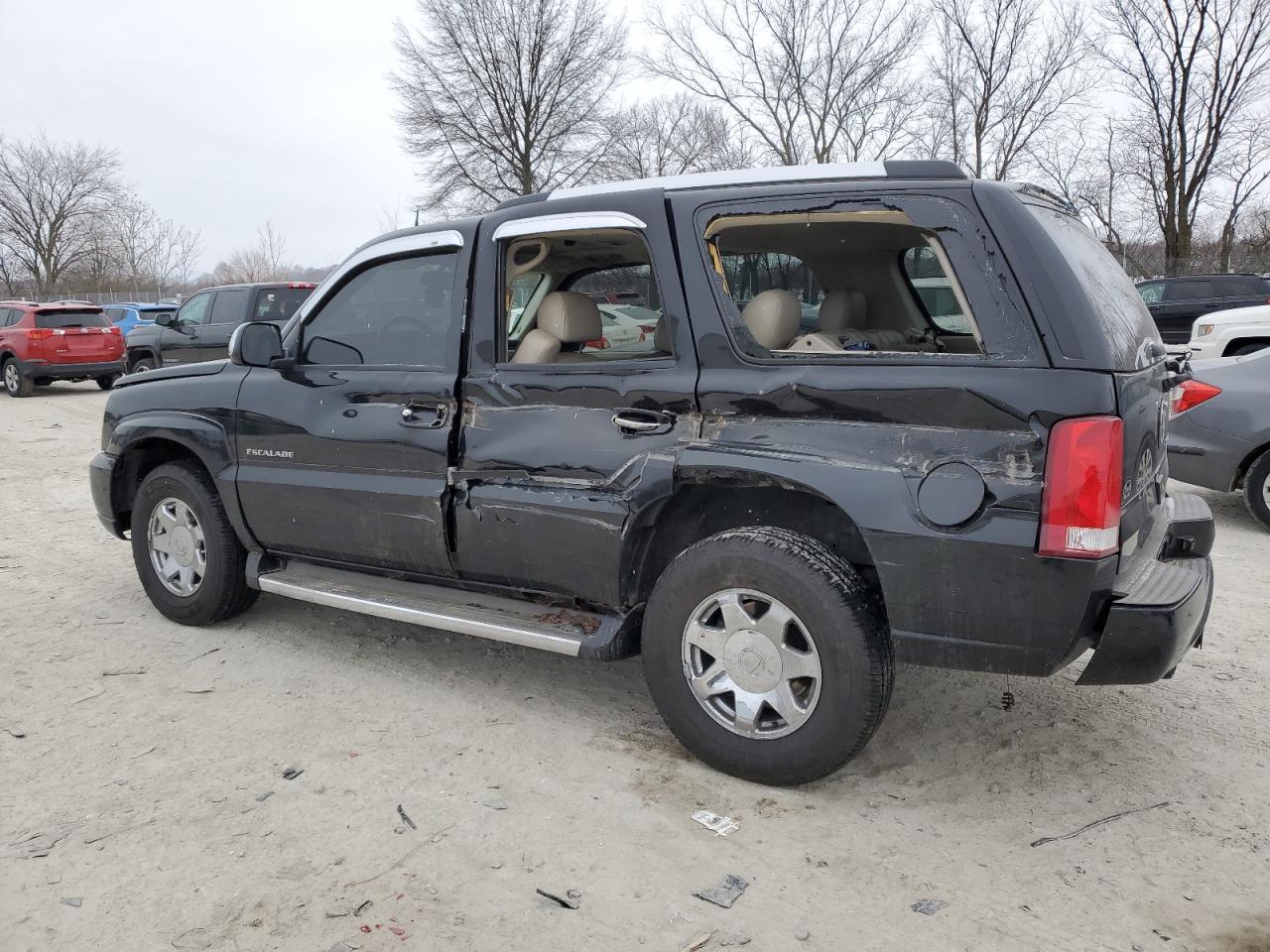 2005 Cadillac Escalade - Image 2