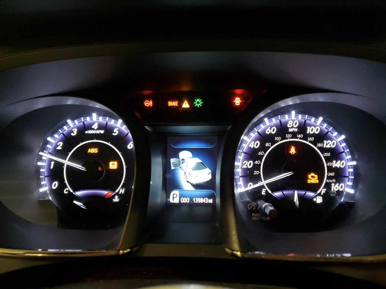 2016 Toyota Avalon - Image 9