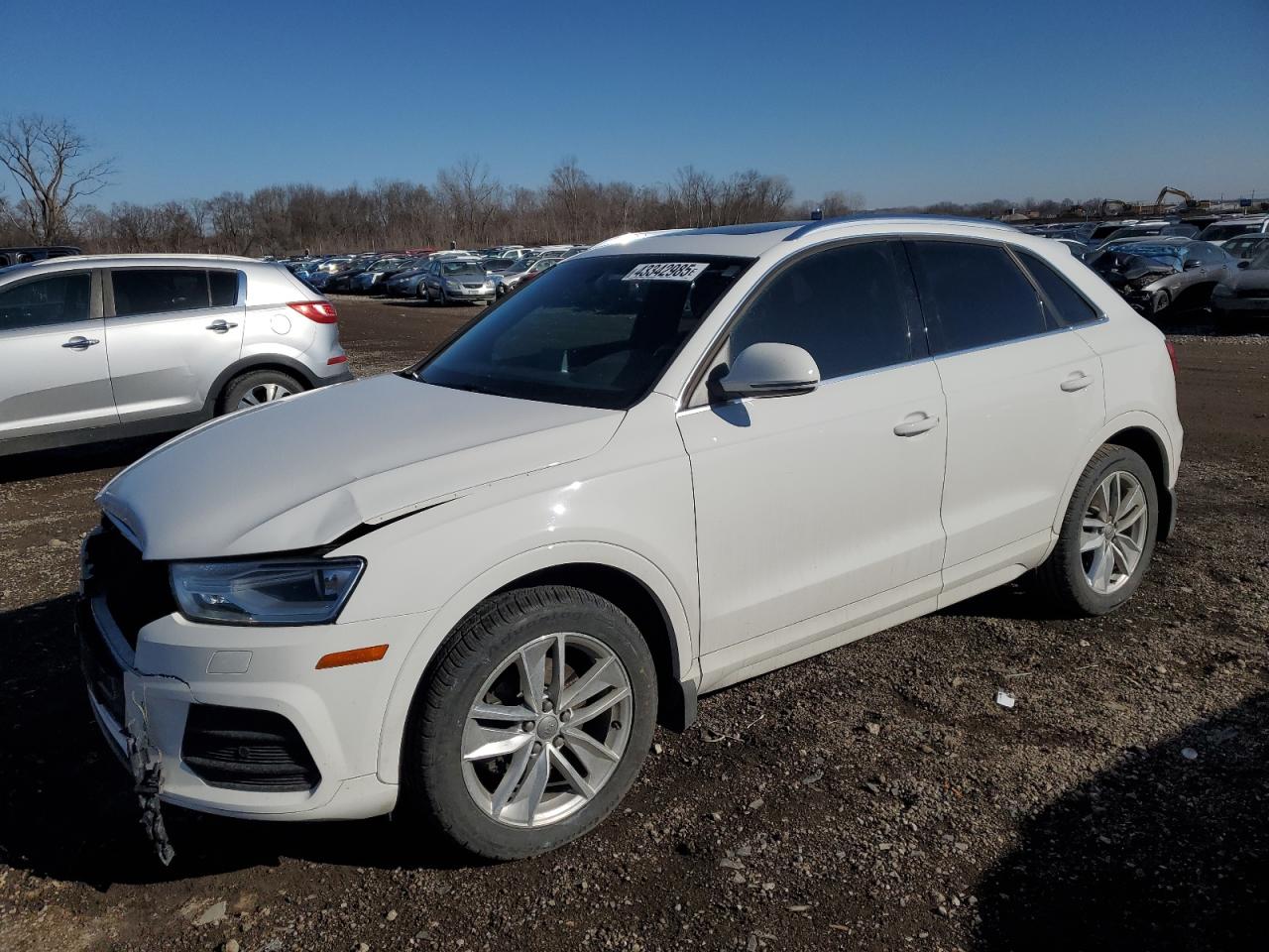 2016 Audi Q3 - Image 1