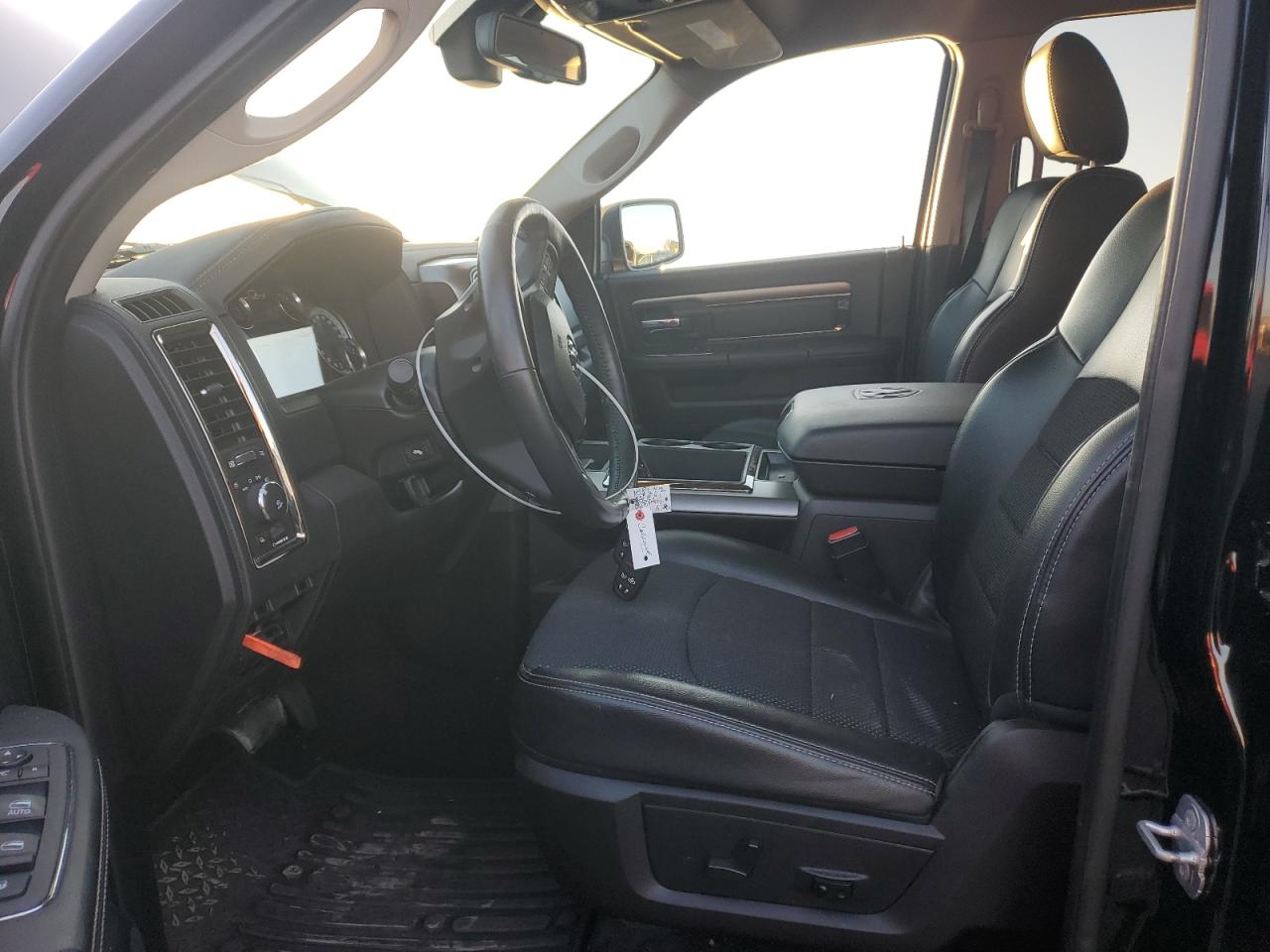 2014 RAM 1500 - Image 7