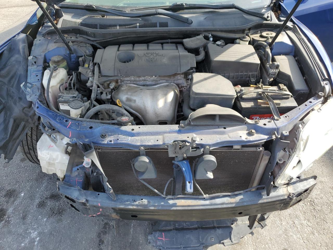 2011 Toyota Camry - Image 11