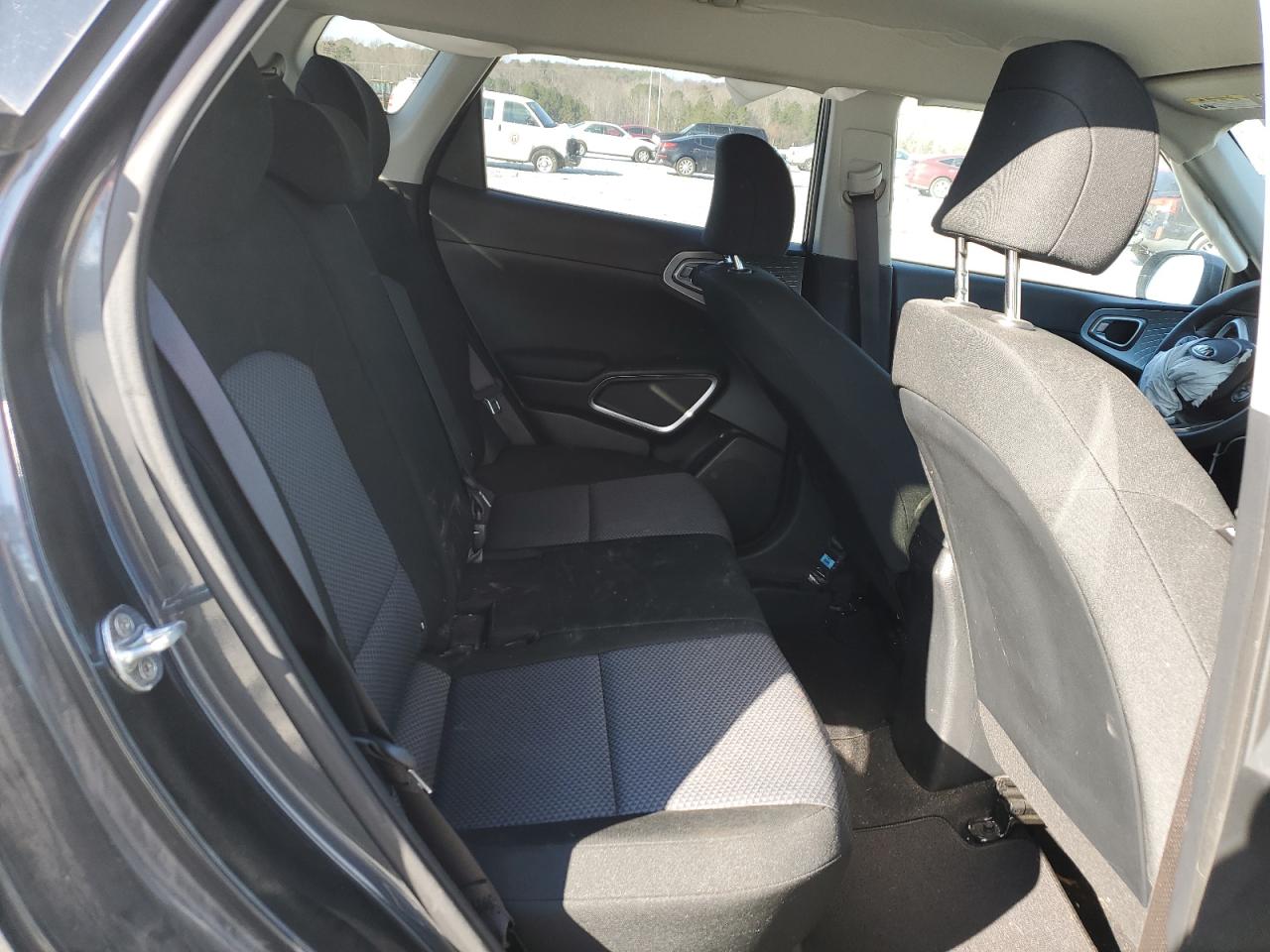 2021 Kia Soul - Image 11