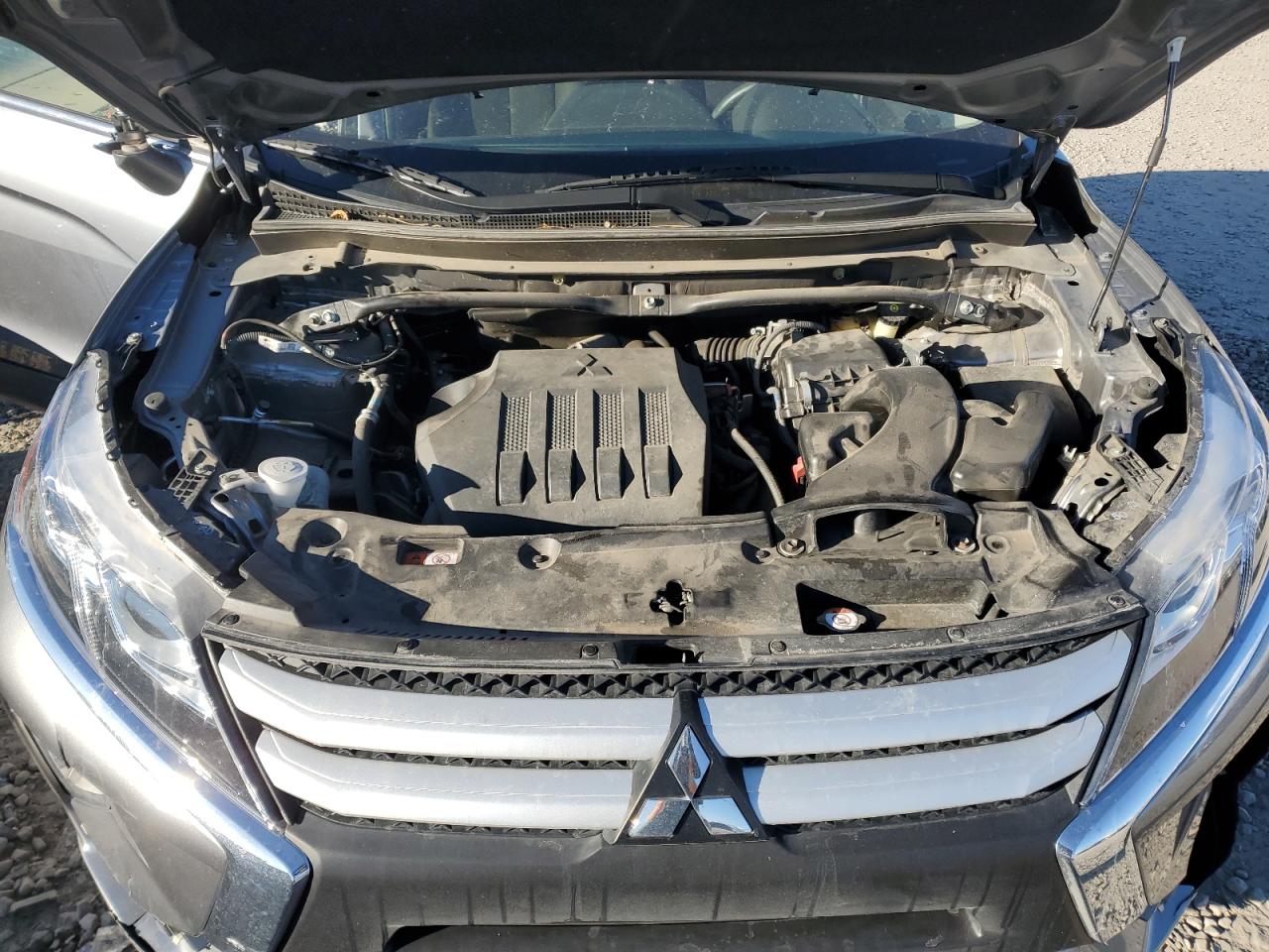 2020 Mitsubishi Eclipse - Image 14