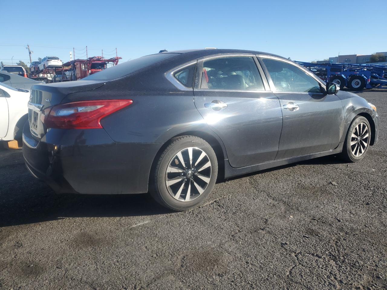 VIN 1N4AL3AP6JC240913 2018 NISSAN ALTIMA no.3