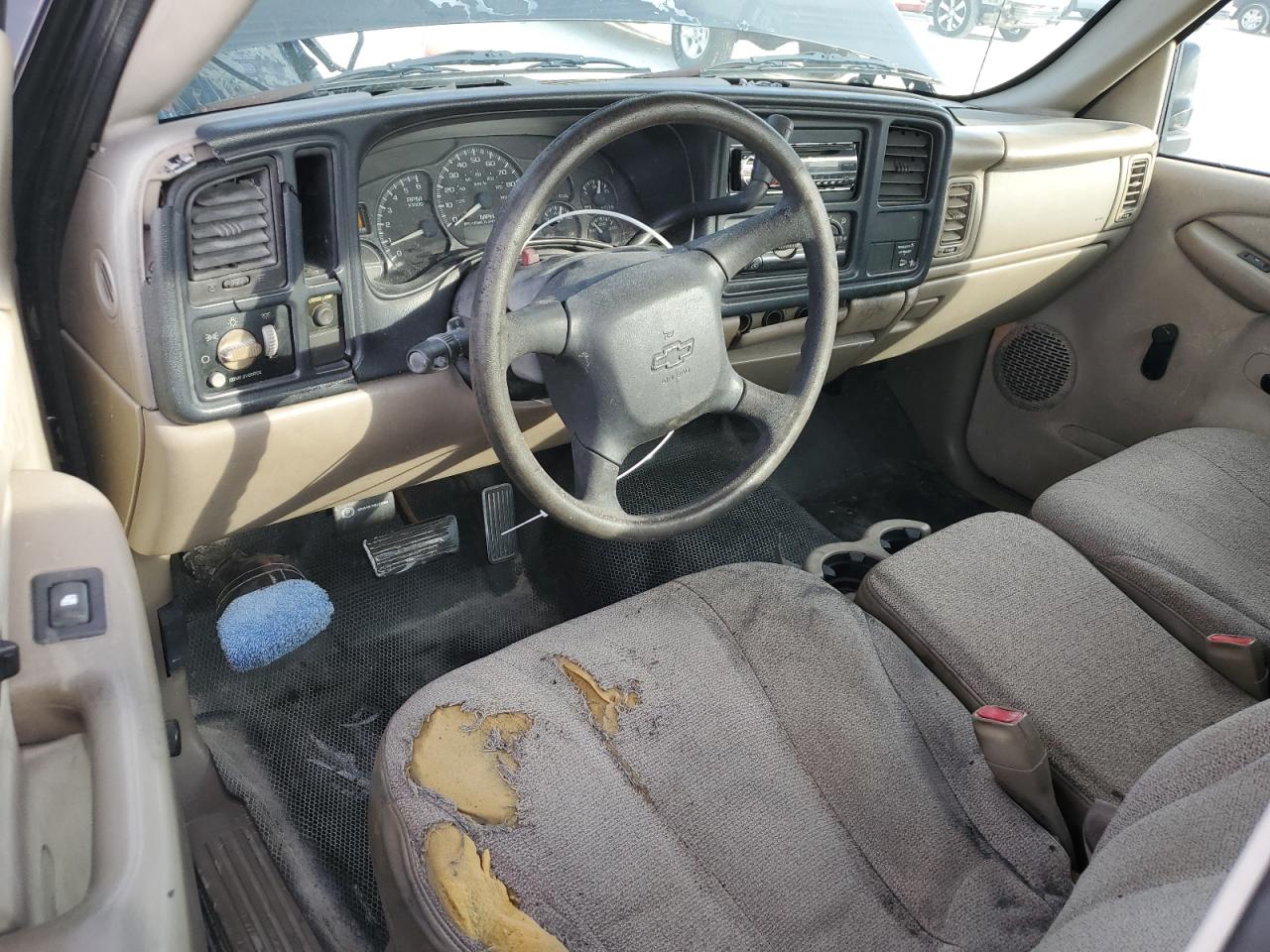 2001 Chevrolet Silverado - Image 8