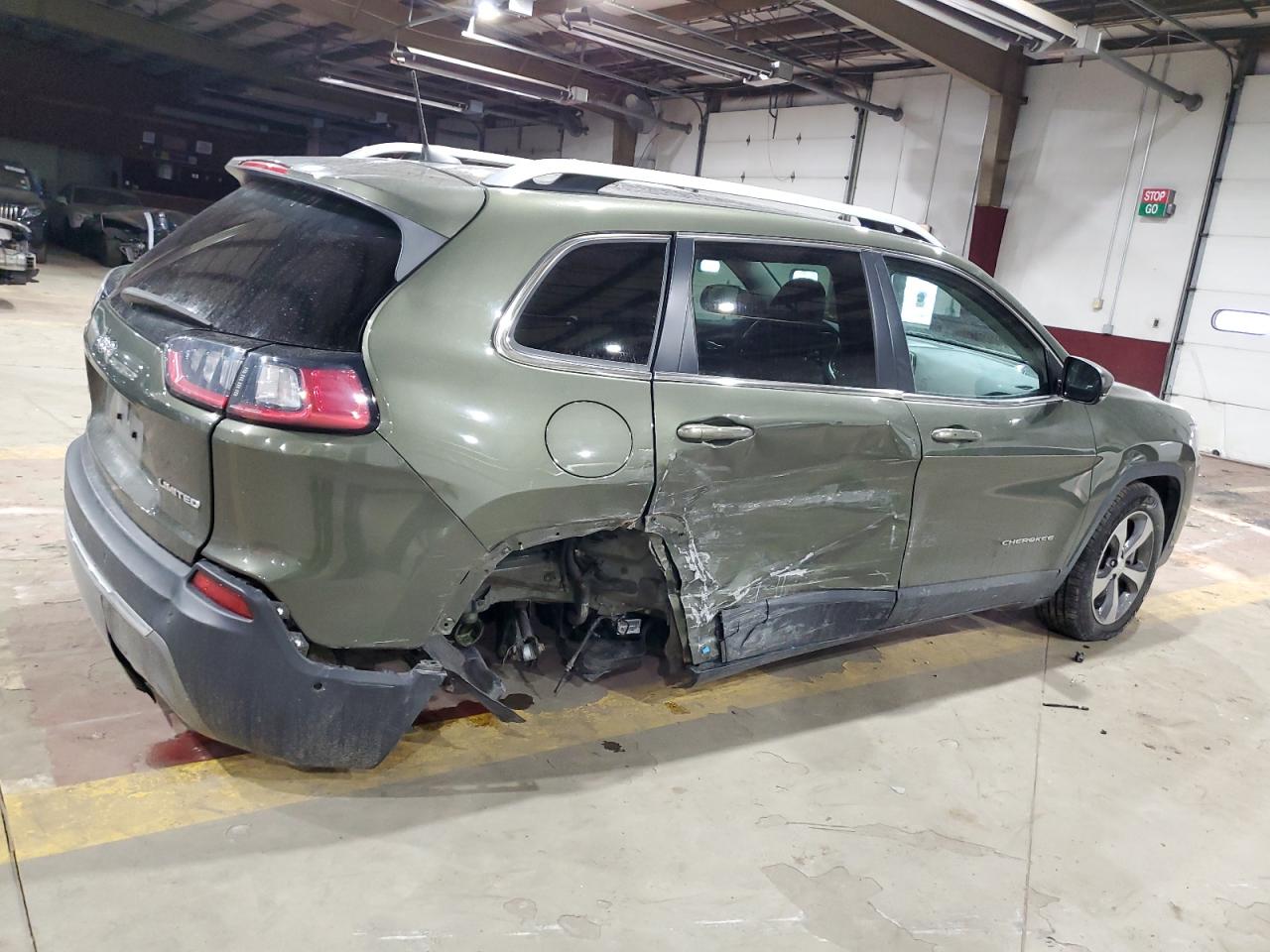 2019 Jeep Grand Cherokee - Image 3
