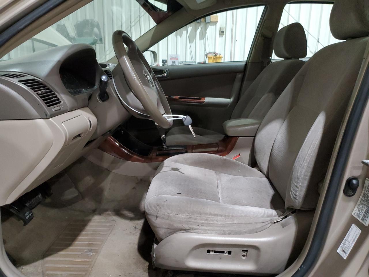 2003 Toyota Camry - Image 7