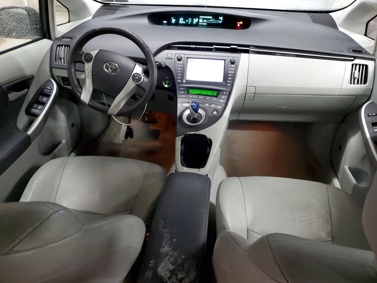 2010 Toyota Prius - Image 8