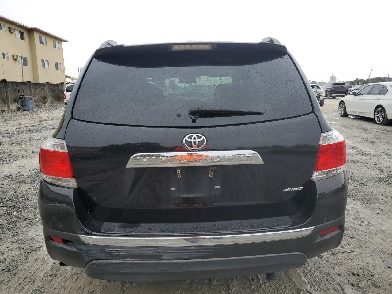 2013 Toyota Highlander - Image 6