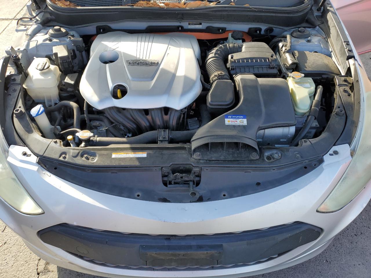 2011 Hyundai Sonata - Image 11