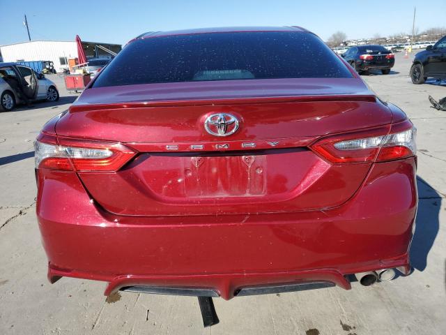  TOYOTA CAMRY 2018 Червоний