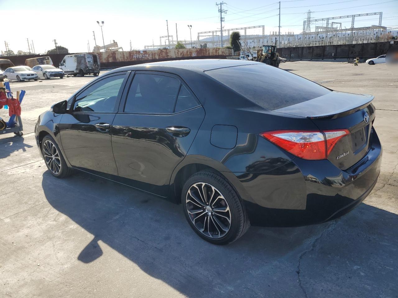 2015 Toyota Corolla - Image 2