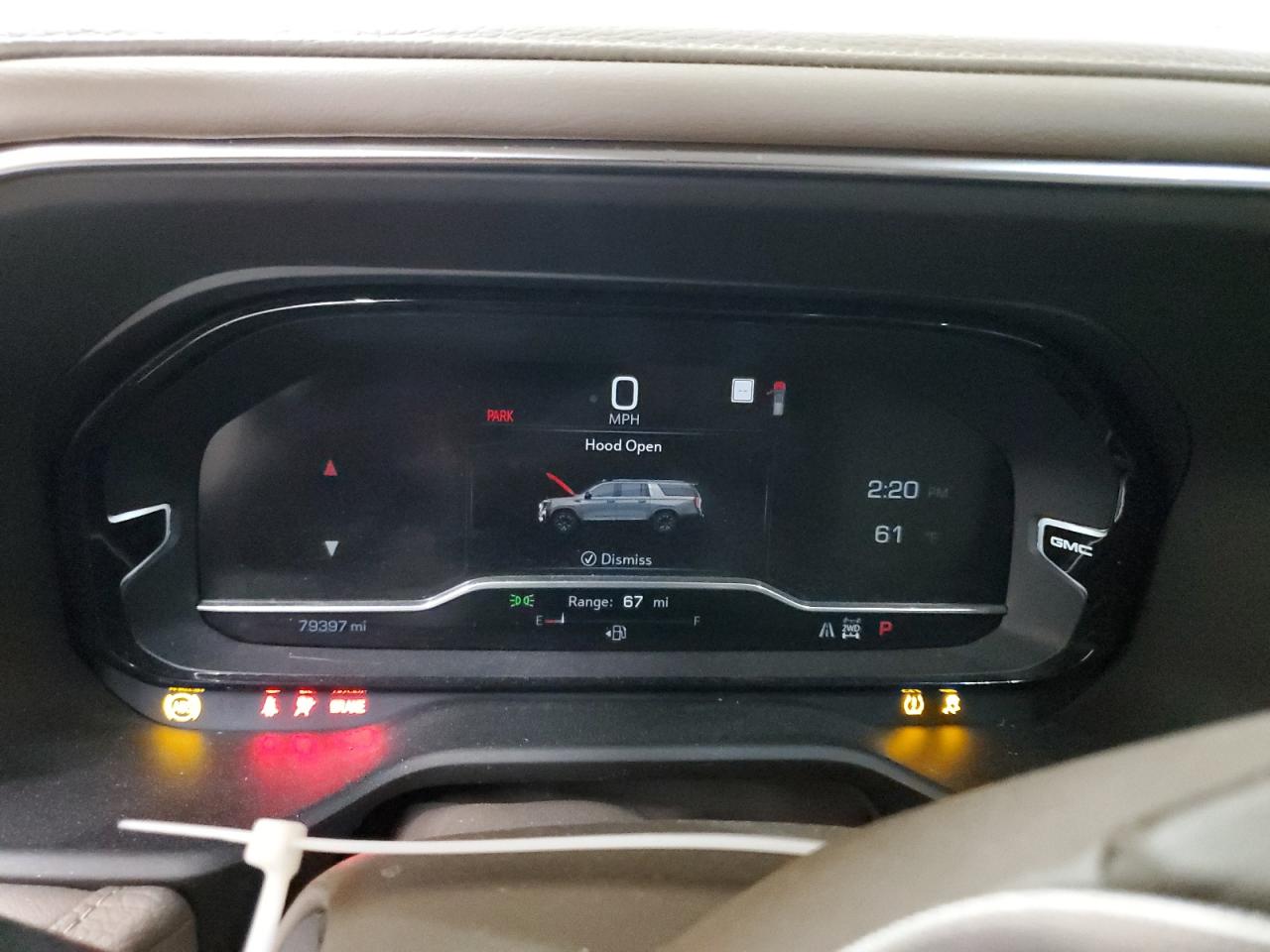 2022 GMC Yukon - Image 9