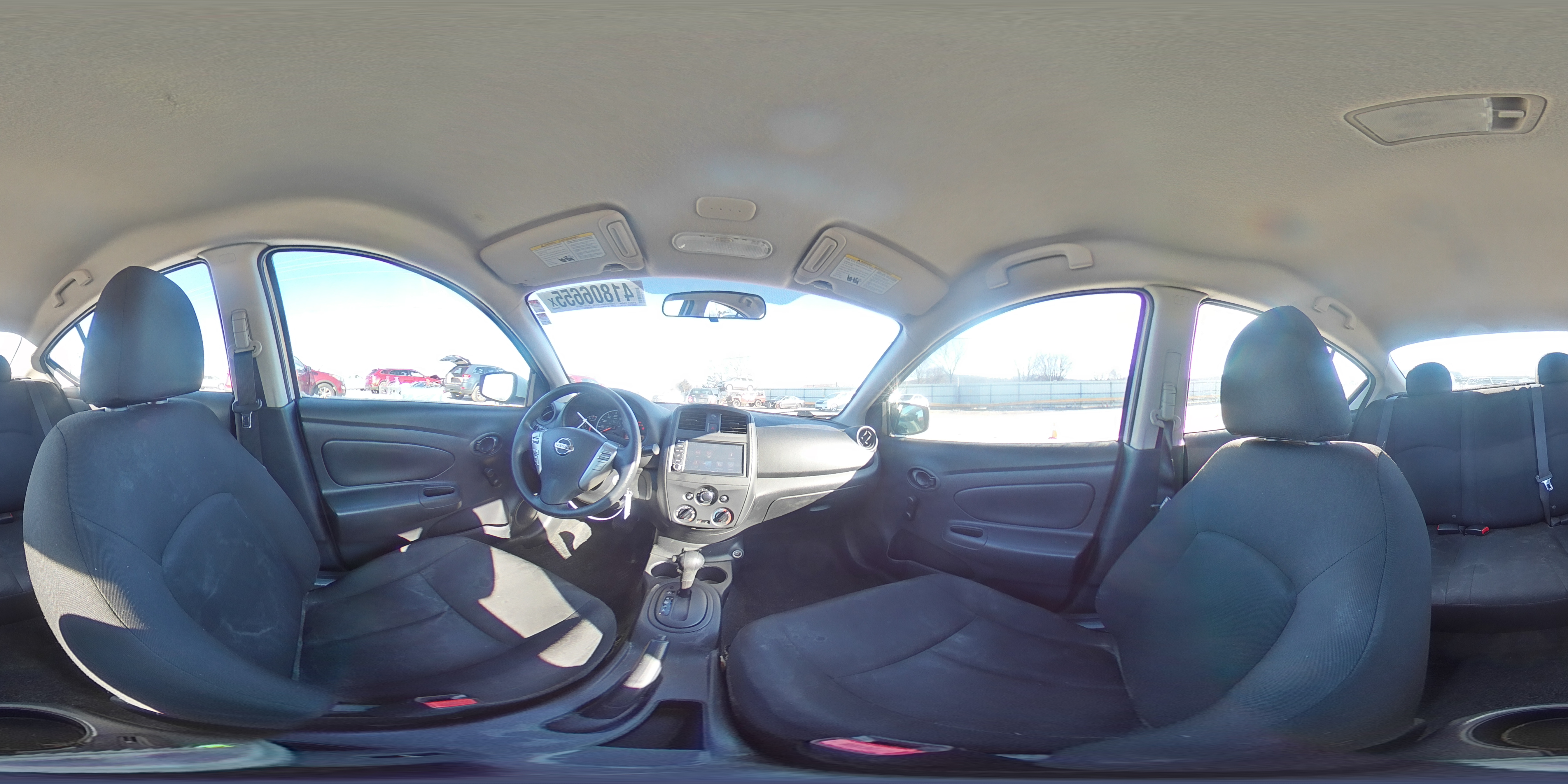 2019 Nissan Versa - Image 15