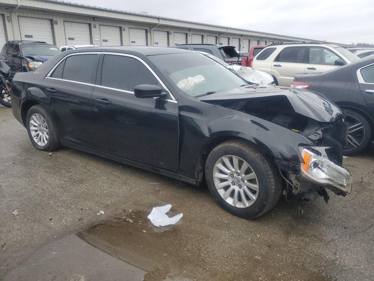 2013 Chrysler 300 - Image 4