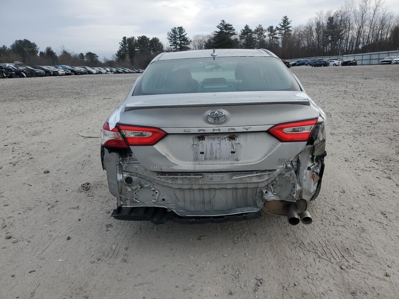2020 Toyota Camry - Image 6