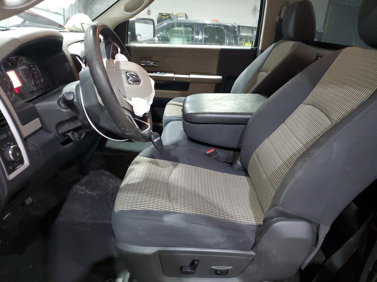 2009 Dodge RAM - Image 7