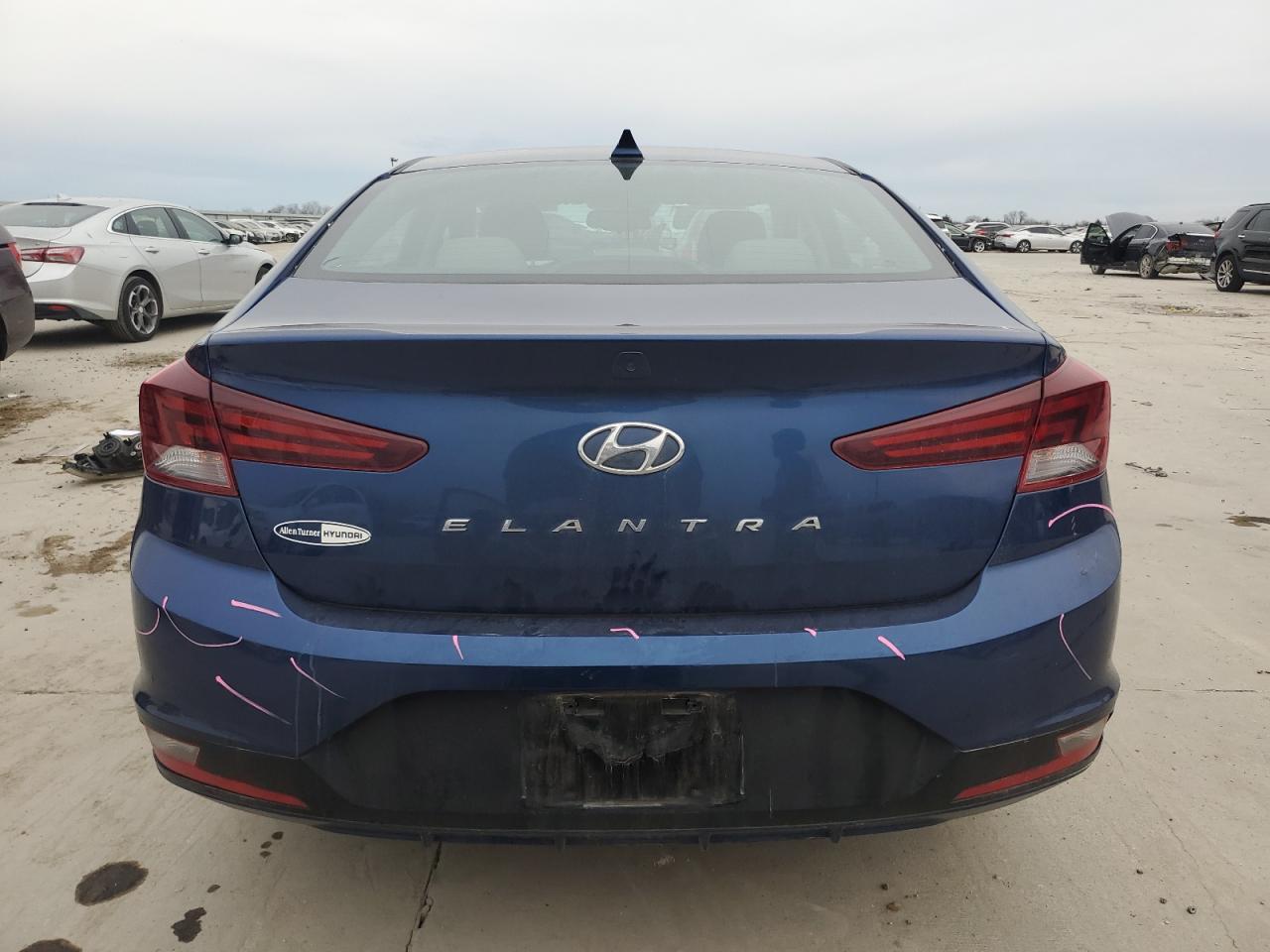 2020 Hyundai Elantra - Image 6