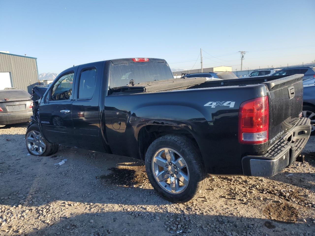 2013 GMC Sierra - Image 2