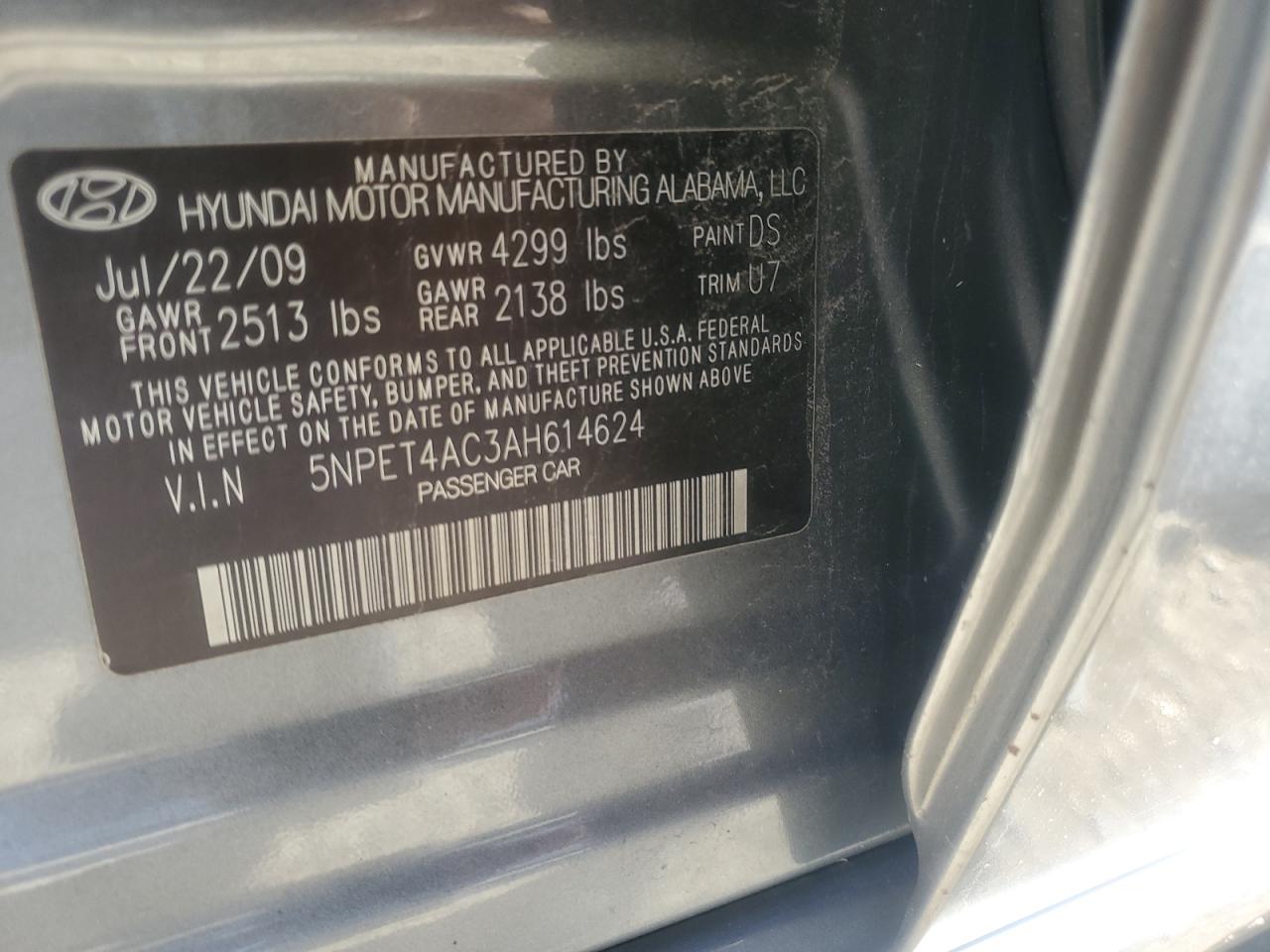2010 Hyundai Sonata - Image 12