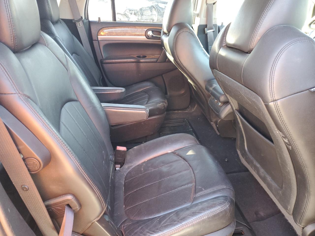 2011 Buick Enclave - Image 11
