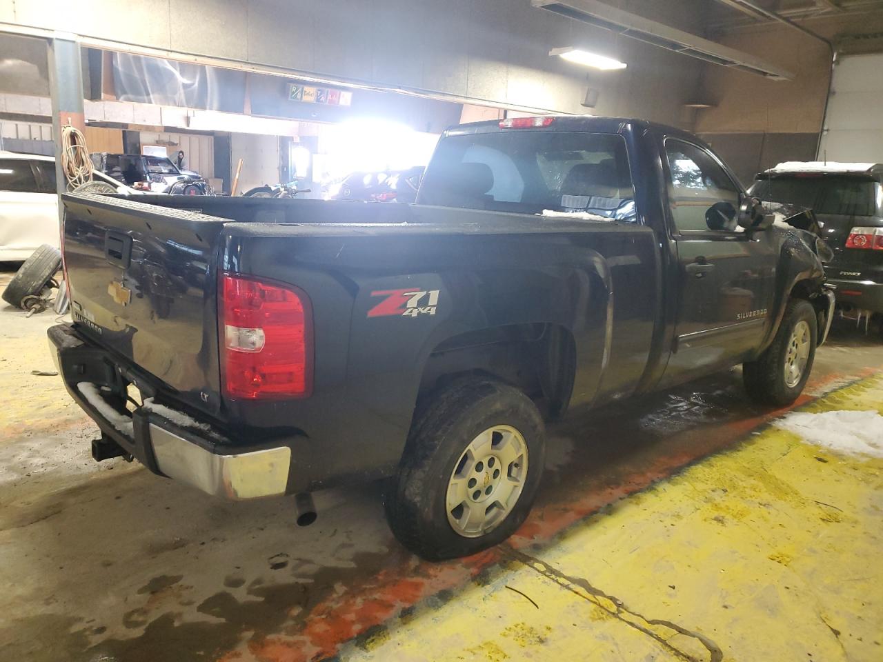 2012 Chevrolet Silverado - Image 3