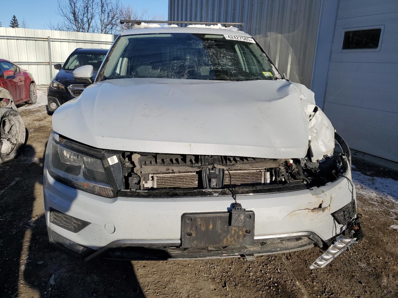 2018 Volkswagen Tiguan - Image 5