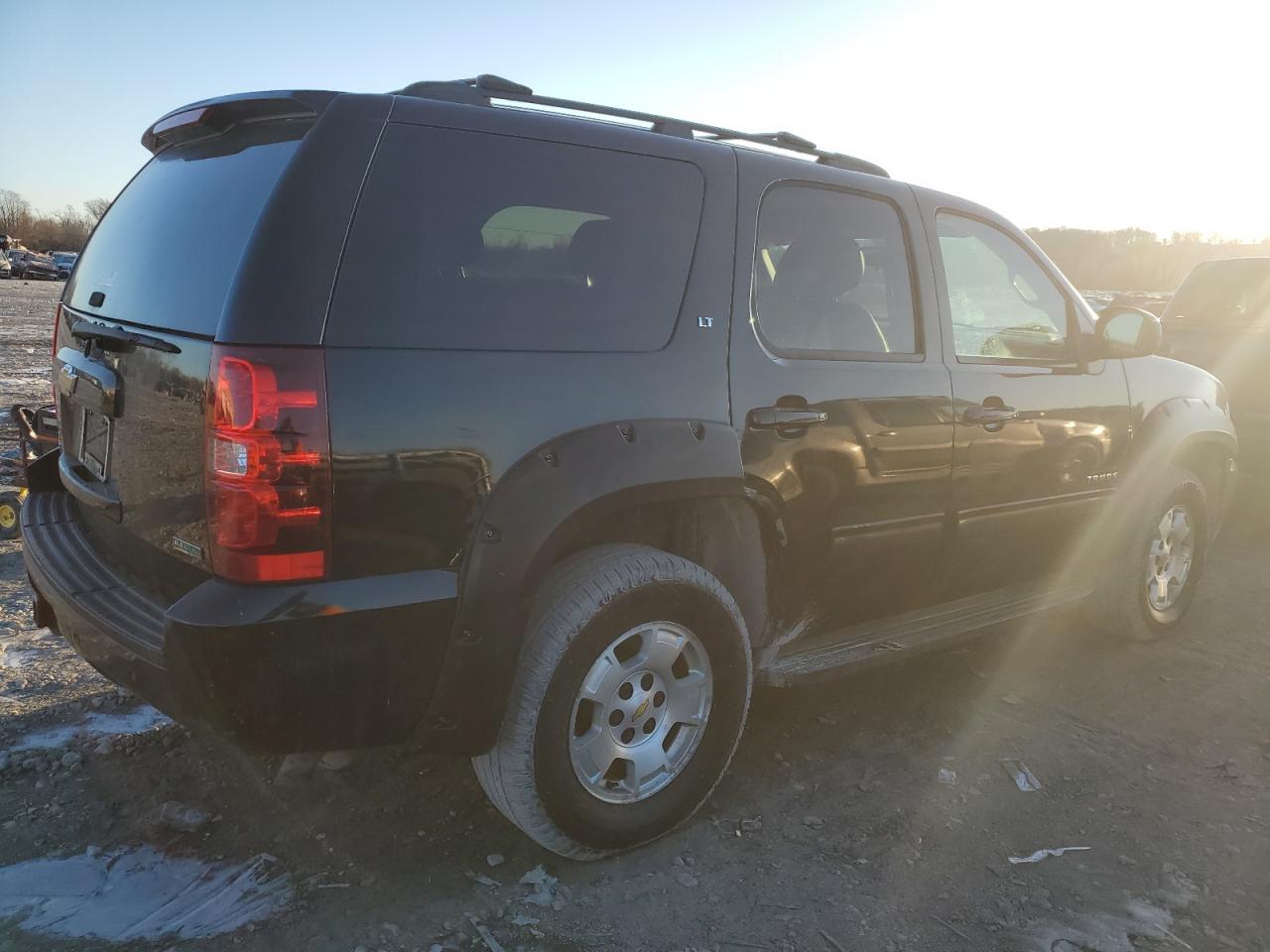 2010 Chevrolet Tahoe - Image 3