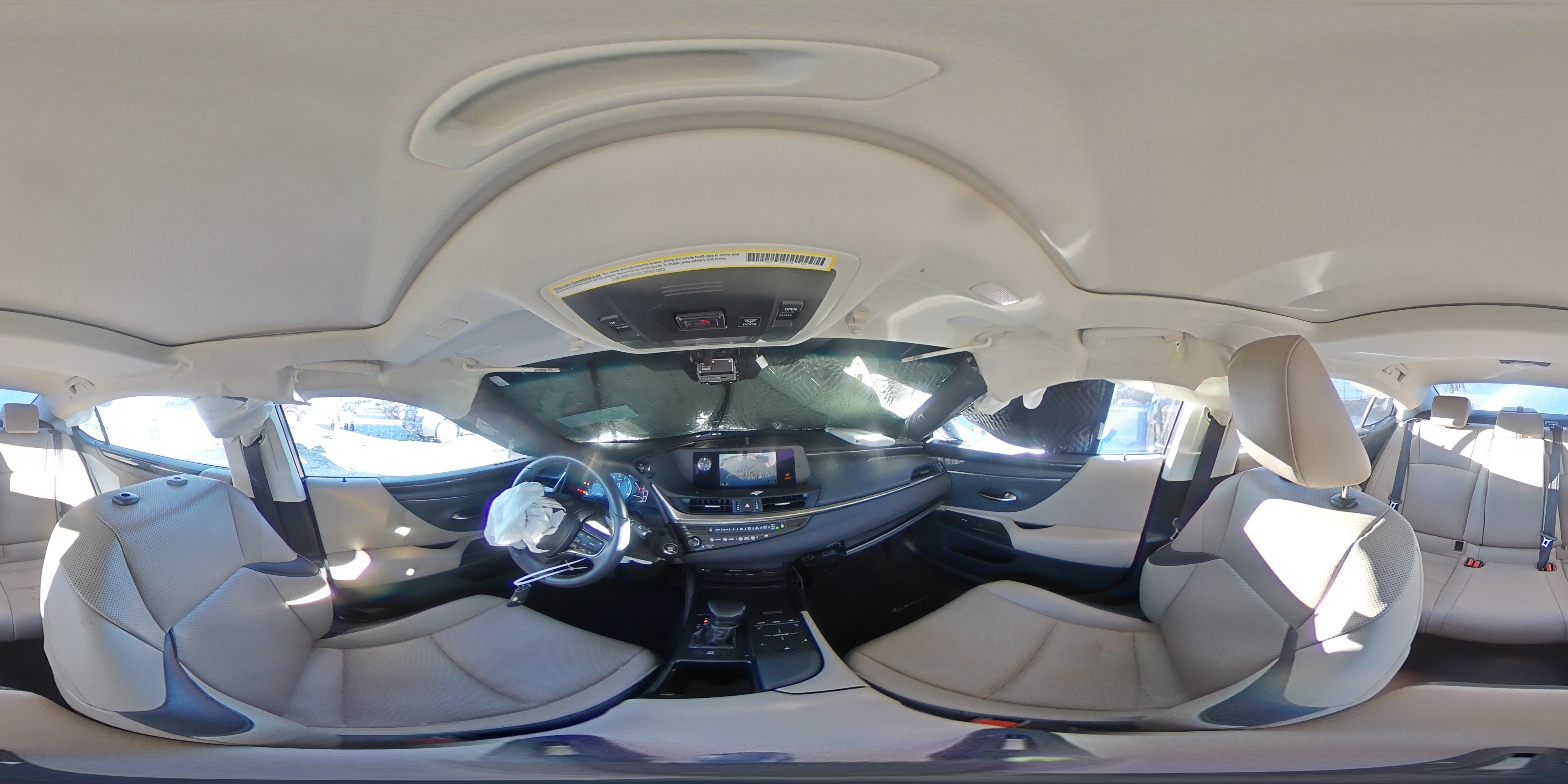 2020 Lexus ES - Image 12